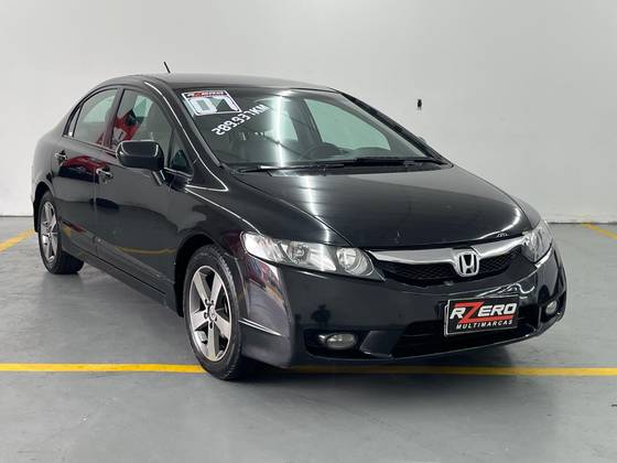 HONDA CIVIC 1.8 LXS 16V GASOLINA 4P AUTOMÁTICO HONDA CIVIC 1.8 LXS 16V GASOLINA 4P AUTOMÁTICO